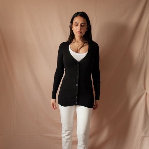Aritzia Cardigan - Picture 1 of 2